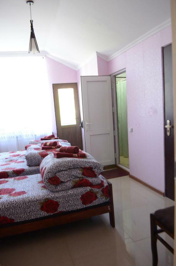 Alex'S Cosy Guesthouse Tbilisi Exterior foto